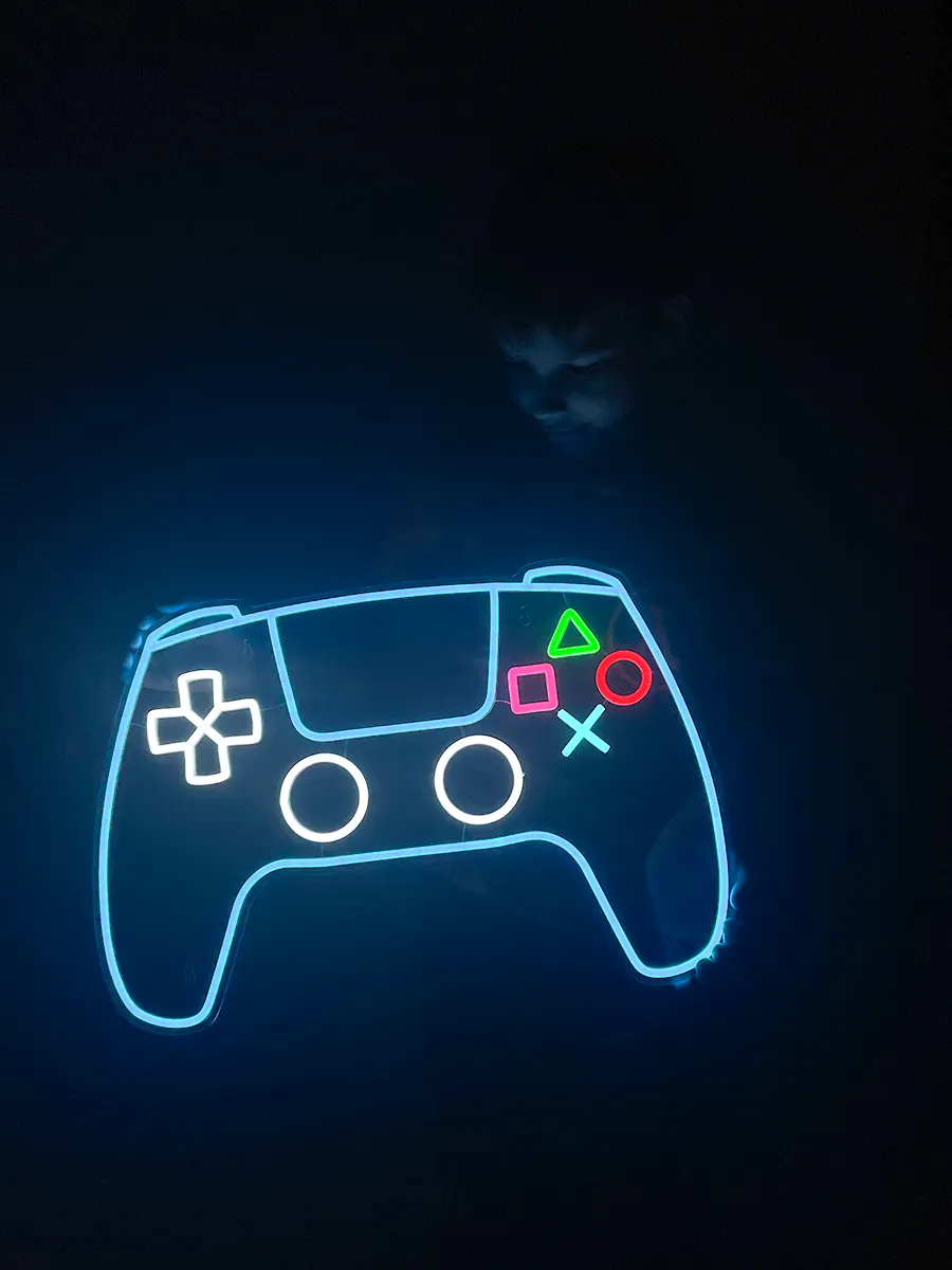 Неоновый светильник Геймпад Play Station, фото 3